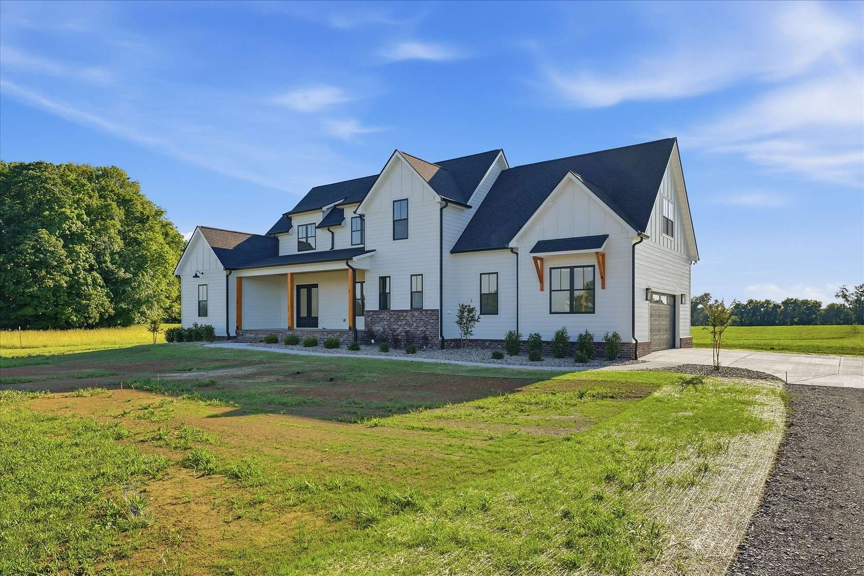 5.2 Acres of Land with Home for Sale in Springfield, Tennessee