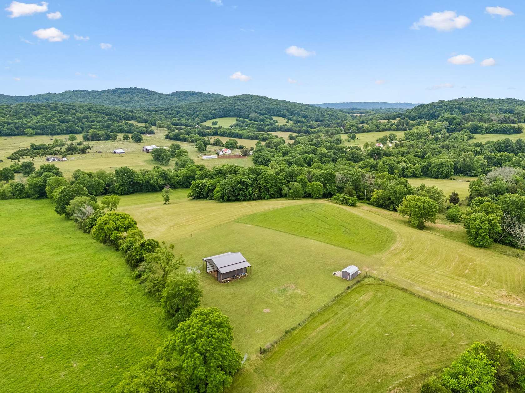34.4 Acres of Land for Sale in Brush Creek, Tennessee