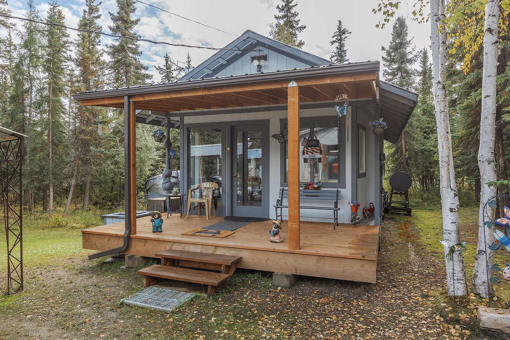 2.45 Acres of Land with Home for Sale in Fairbanks, Alaska