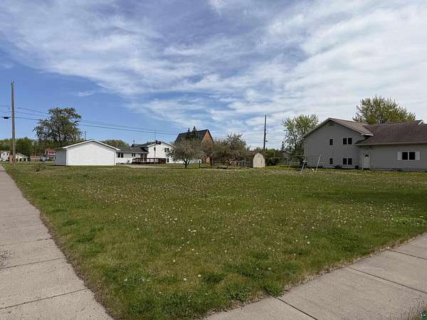 0.3 Acres of Residential Land for Sale in Superior, Wisconsin