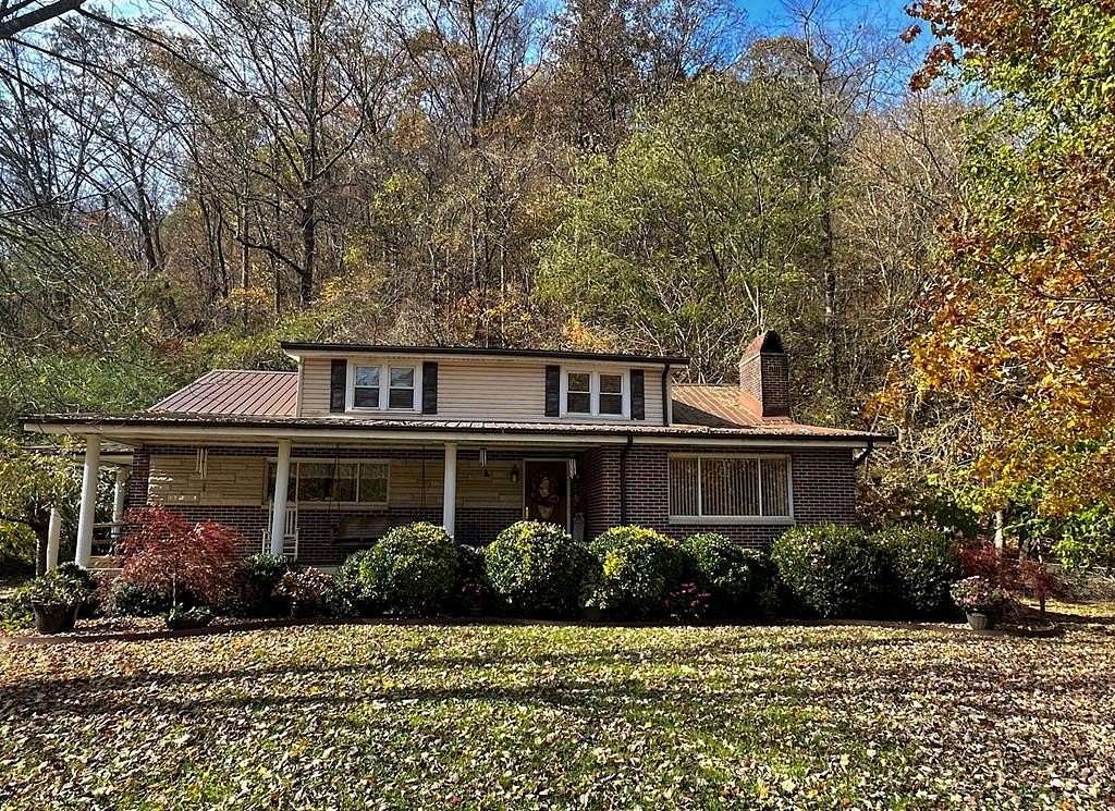 15.1 Acres of Land with Home for Sale in Myra, Kentucky