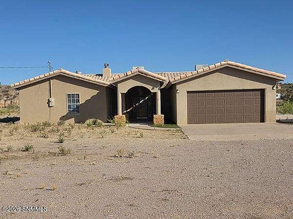 4 Acres of Land with Home for Sale in Las Cruces, New Mexico