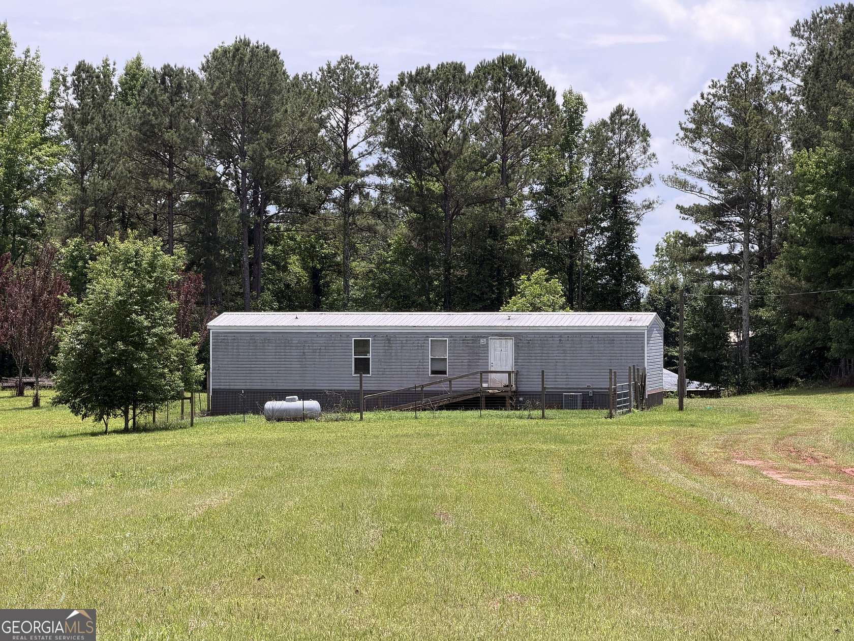 13 Acres of Land with Home for Sale in Five Points, Alabama