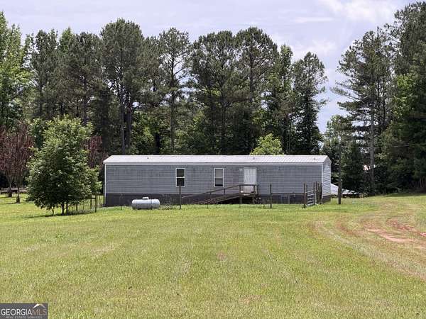 13 Acres of Land with Home for Sale in Five Points, Alabama