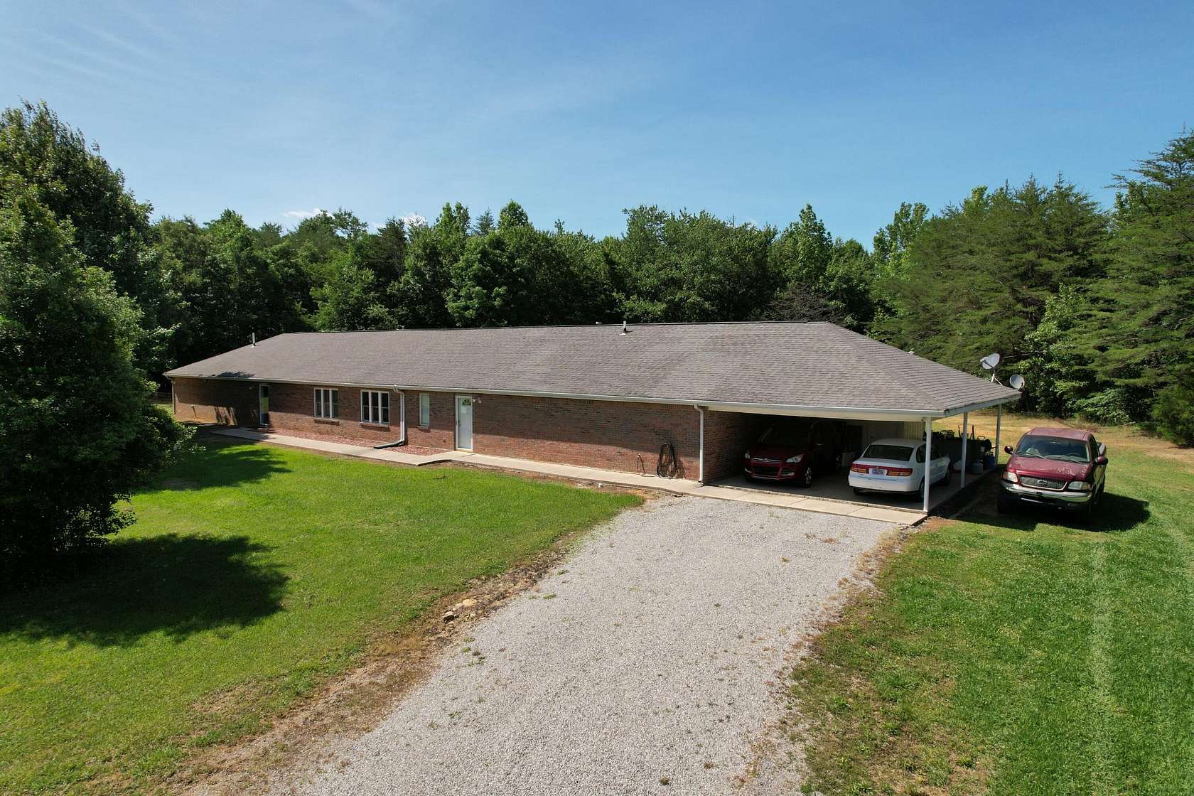 11 Acres of Land with Home for Sale in Graysville, Tennessee