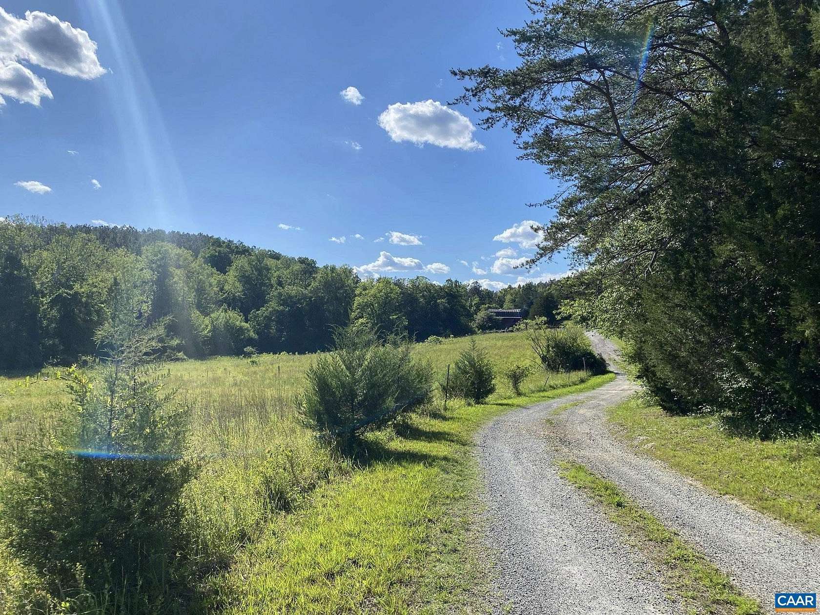 13 Acres of Land with Home for Sale in Scottsville, Virginia