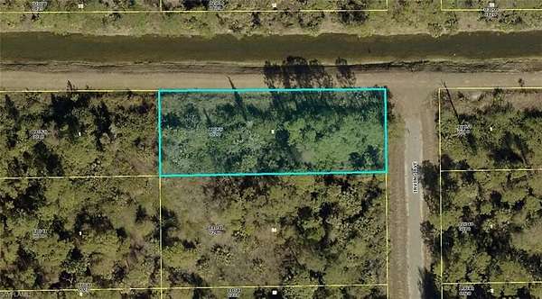 0.37 Acres of Residential Land for Sale in Lehigh Acres, Florida