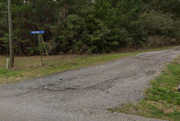 0.27 Acres of Land for Sale in DeFuniak Springs, Florida