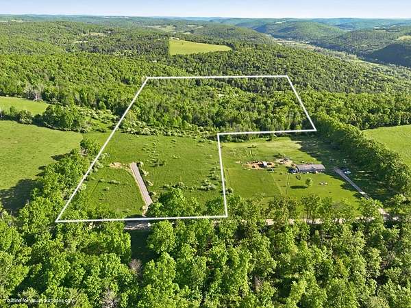 20 Acres of Recreational & Residential Land for Sale in Waverly, New York