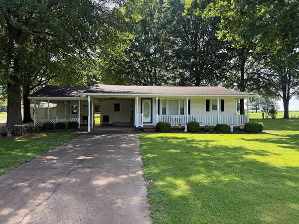 4 Acres of Land with Home for Sale in McKenzie, Tennessee
