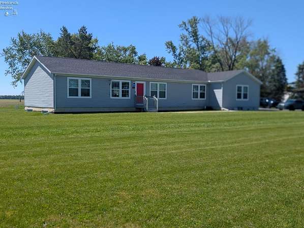 2.35 Acres of Land with Home for Sale in Arcadia, Ohio