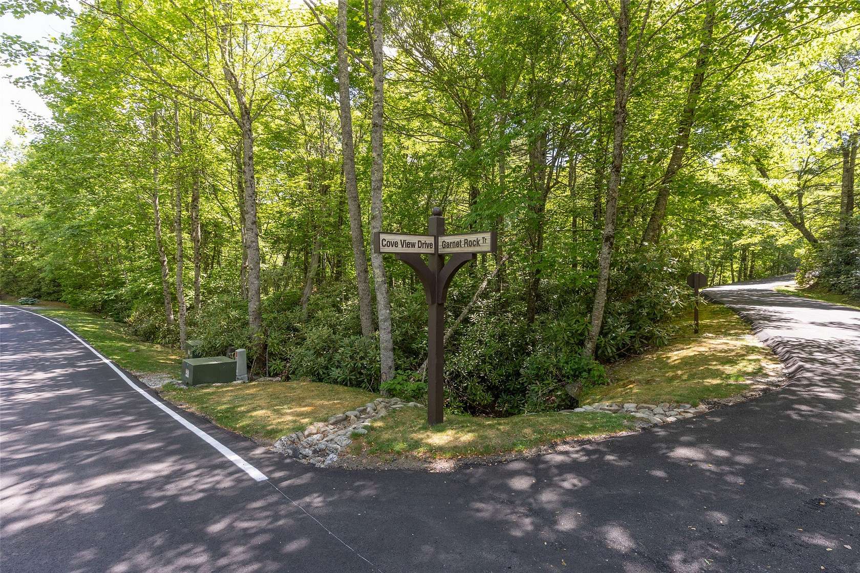 0.63 Acres of Residential Land for Sale in Highlands, North Carolina