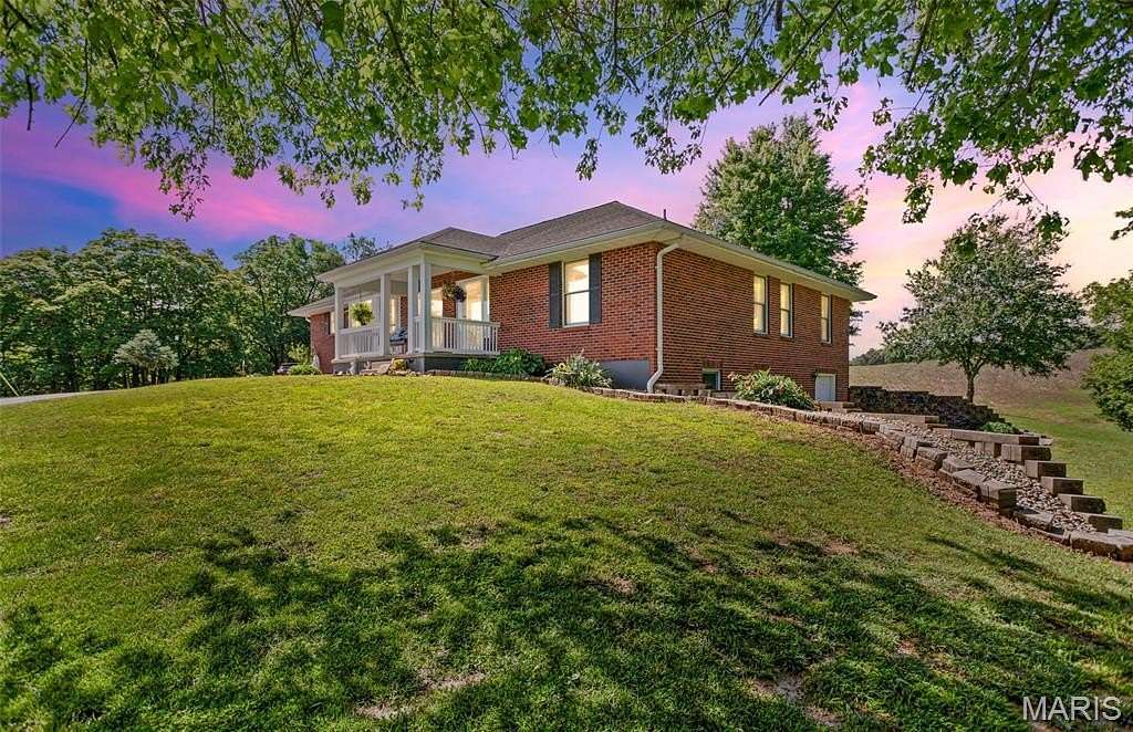 2.9 Acres of Land with Home for Sale in Batchtown, Illinois