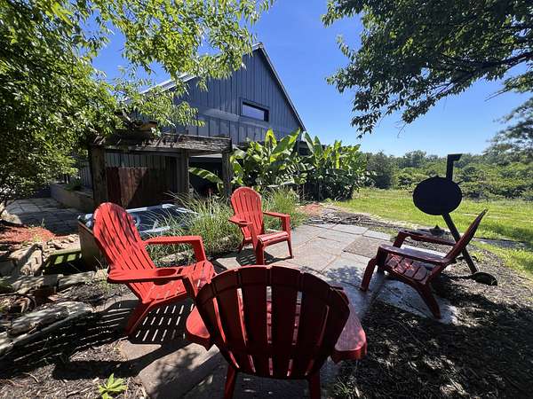 5 Acres of Land with Home for Auction in Gallatin, Tennessee