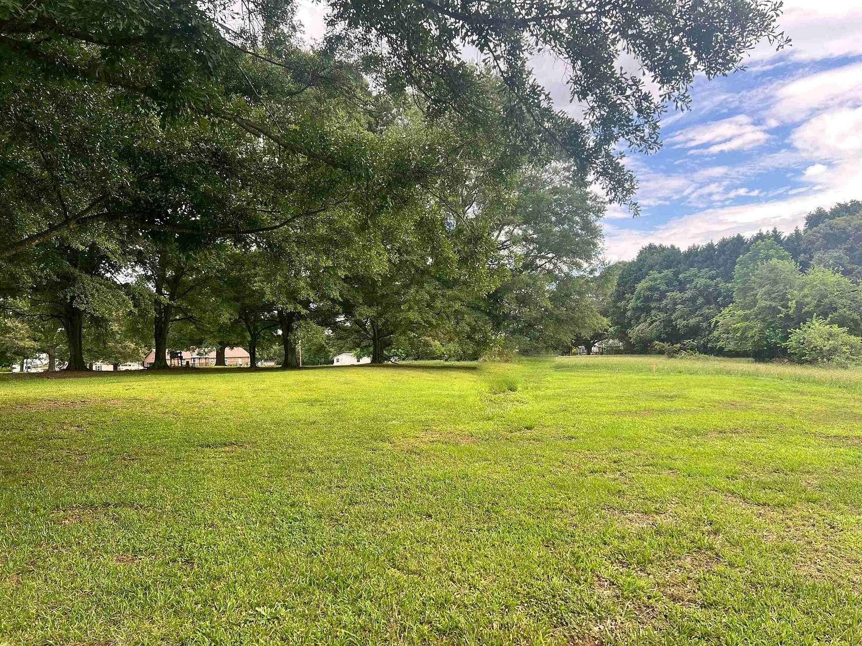 3 Acres of Residential Land for Sale in Duncan, South Carolina