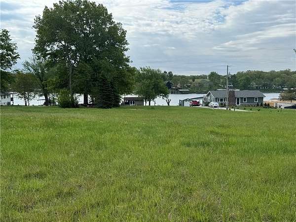 0.36 Acres of Residential Land for Sale in Altamont, Missouri