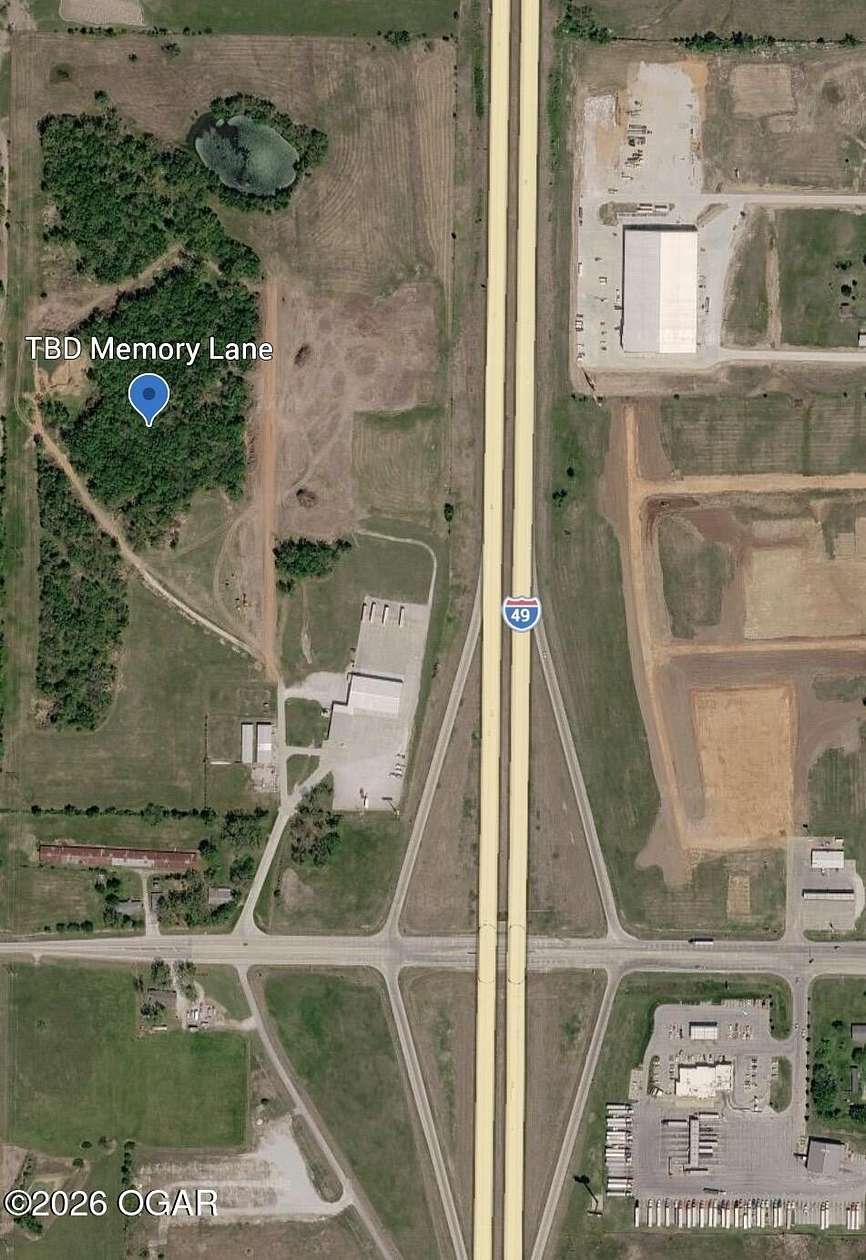 33 Acres of Mixed-Use Land for Sale in Neosho, Missouri