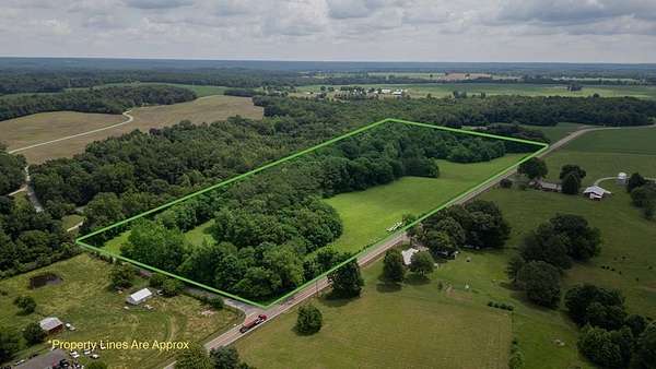 20 Acres of Agricultural & Residential Land for Sale in Cottage Grove, Tennessee