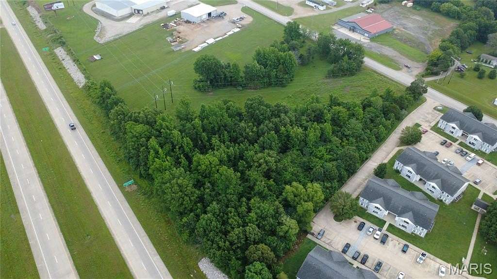 2 Acres of Mixed-Use Land for Sale in Poplar Bluff, Missouri