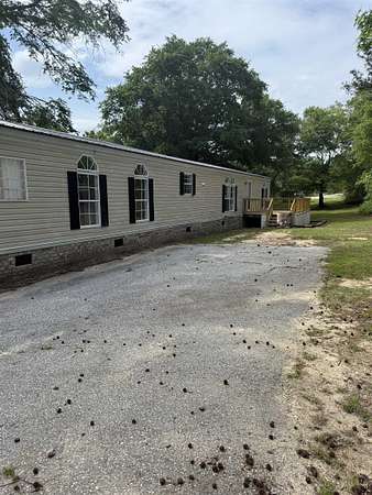 1.5 Acres of Land with Home for Sale in Waterloo, South Carolina