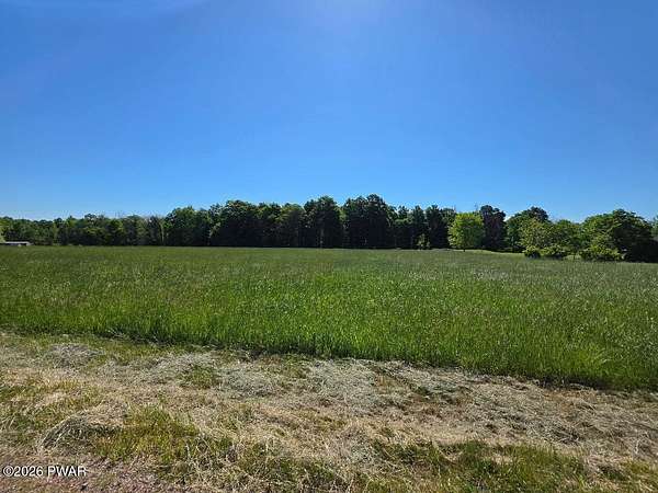 4.78 Acres of Residential Land for Sale in Lake Ariel, Pennsylvania