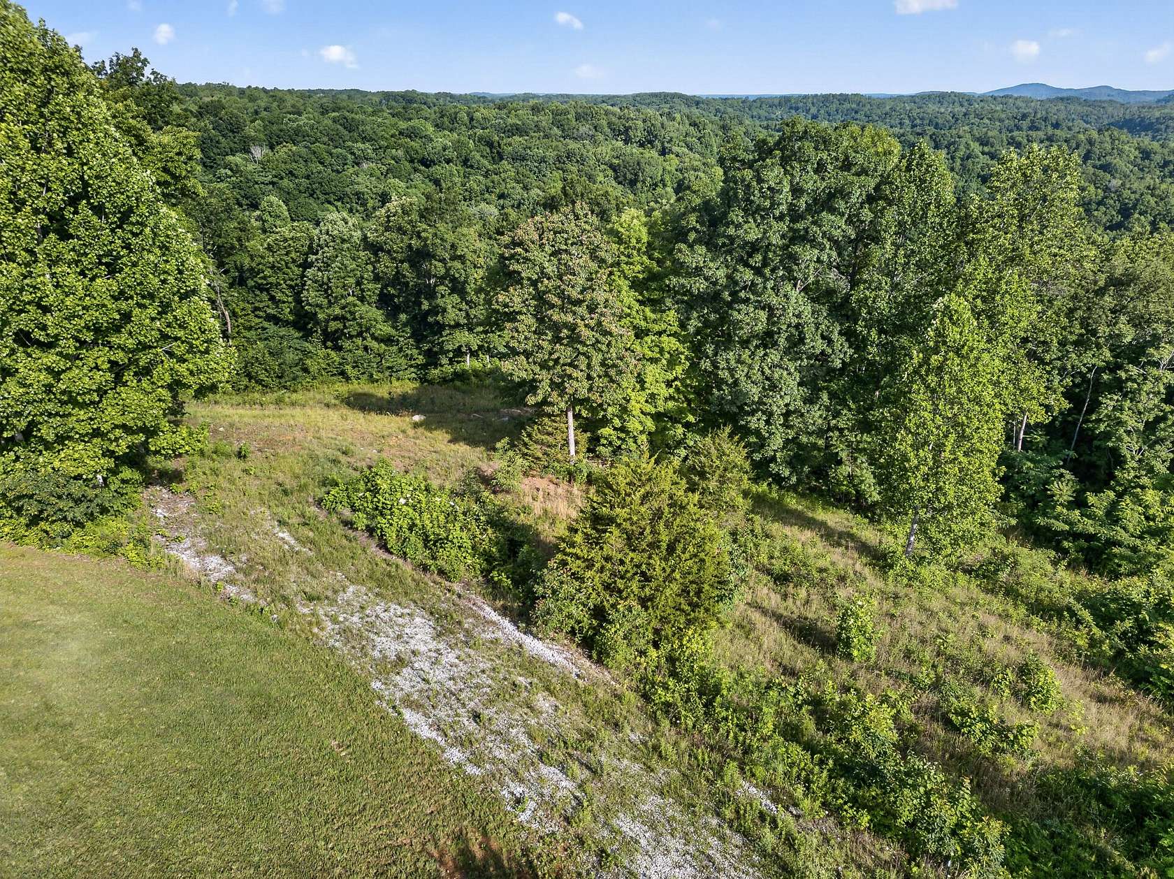 2.26 Acres of Residential Land for Sale in Allons, Tennessee