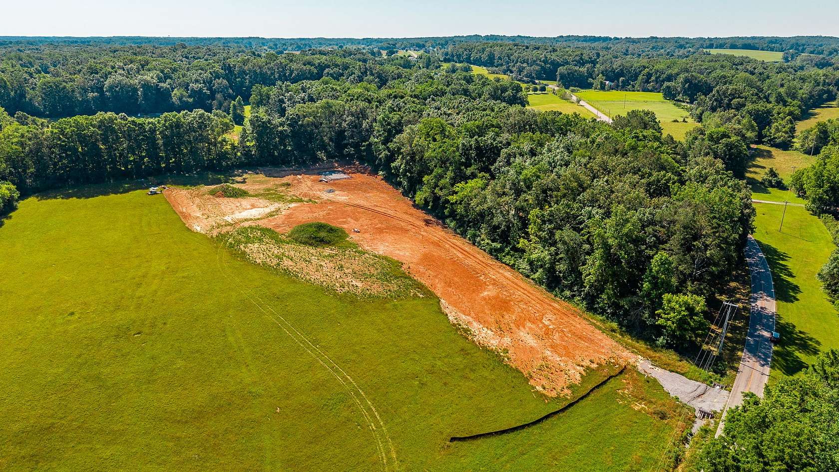 5 Acres of Residential Land for Sale in Portland, Tennessee