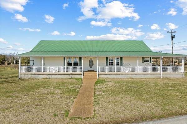 40.4 Acres of Agricultural Land with Home for Sale in Watertown, Tennessee