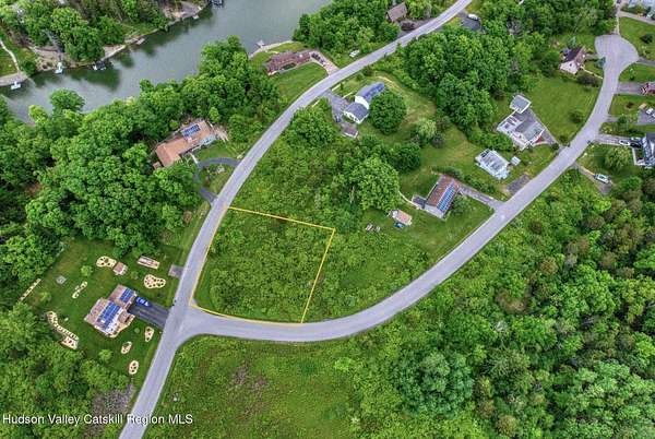 0.51 Acres of Residential Land for Sale in Athens, New York