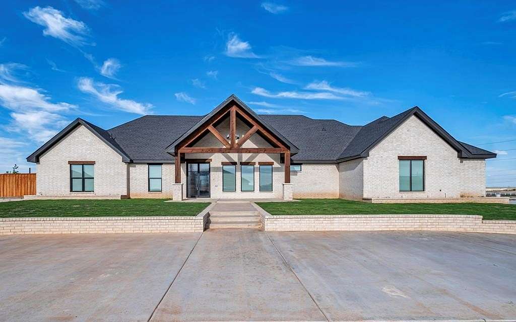 4 Acres of Land with Home for Sale in Midland, Texas