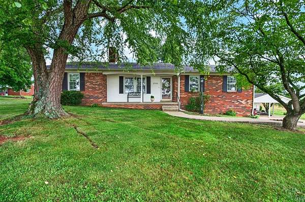 3.32 Acres of Land with Home for Sale in Franklin, Kentucky