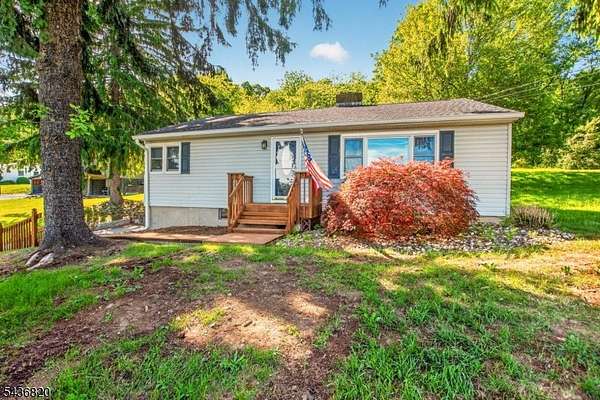 4.27 Acres of Land with Home for Sale in Mansfield Township, New Jersey
