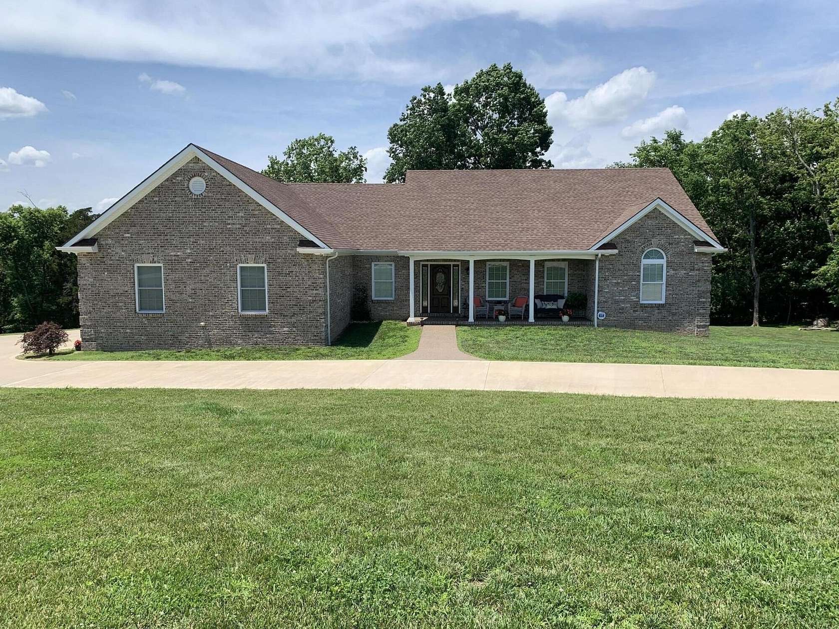 3.75 Acres of Land with Home for Sale in Nicholasville, Kentucky
