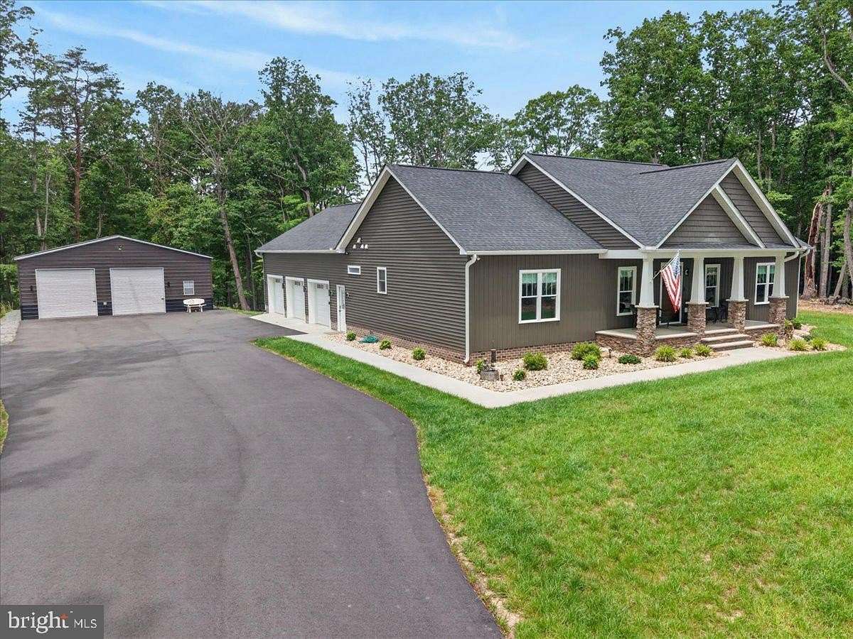 1.63 Acres of Land with Home for Sale in Mineral, Virginia