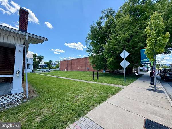0.22 Acres of Commercial Land for Sale in Strasburg, Virginia