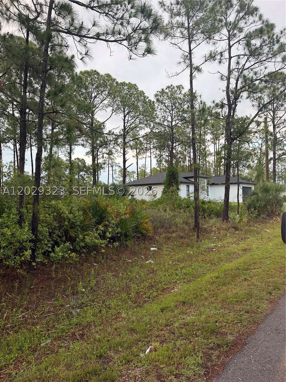 0.25 Acres of Residential Land for Sale in Lehigh Acres, Florida