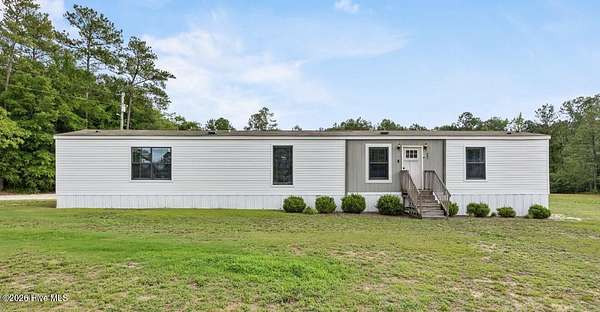 4.56 Acres of Land with Home for Sale in Garland, North Carolina