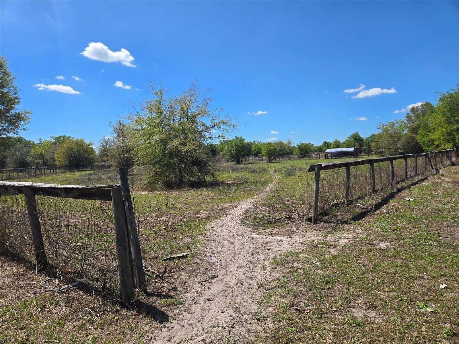 20 Acres of Land for Sale in Arcadia, Florida