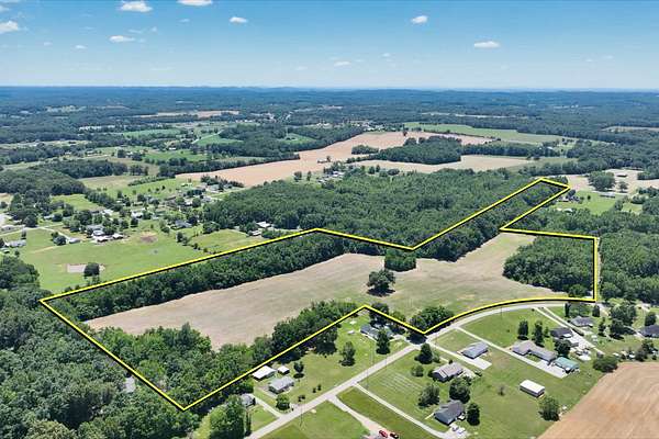 37.7 Acres of Land for Sale in Portland, Tennessee