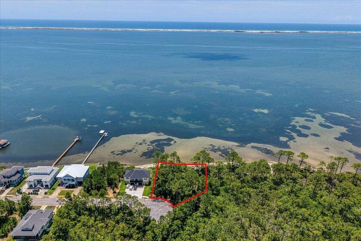 0.46 Acres of Residential Land for Sale in Gulf Breeze, Florida