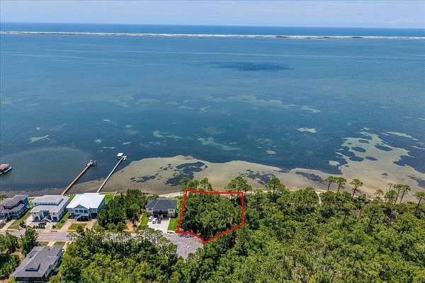 0.46 Acres of Residential Land for Sale in Gulf Breeze, Florida