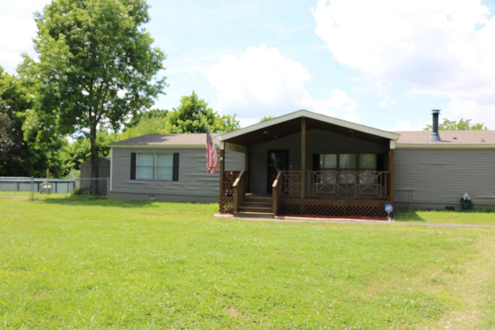 5 Acres of Land with Home for Sale in Brighton, Tennessee