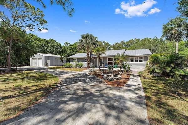 2.5 Acres of Land with Home for Lease in Jupiter, Florida