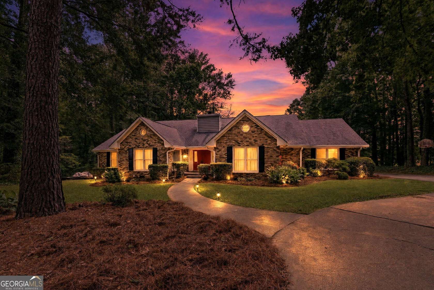 1.7 Acres of Land with Home for Sale in Jonesboro, Georgia