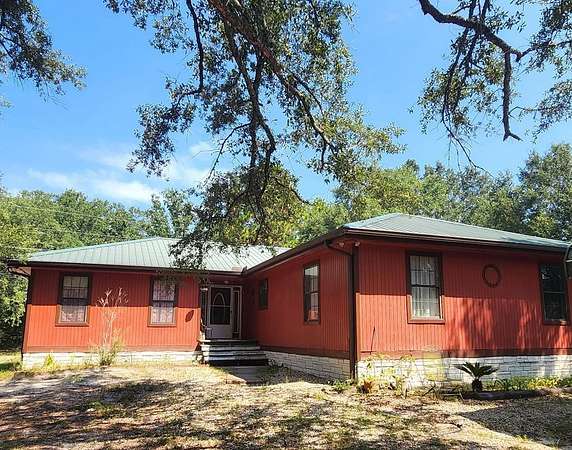4 Acres of Land with Home for Sale in Lumberton, Mississippi