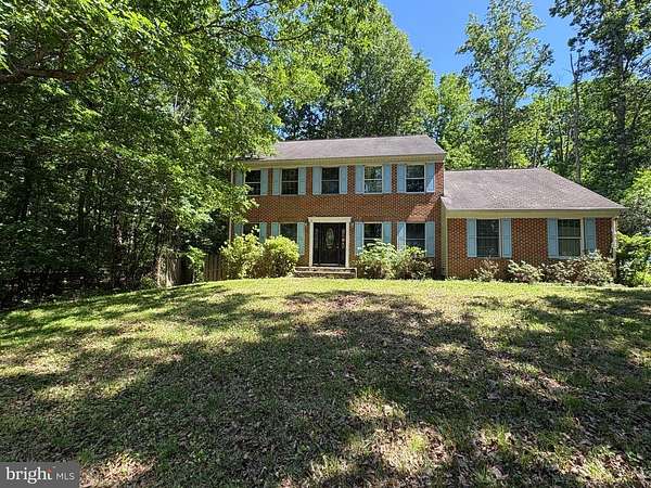 2.59 Acres of Land with Home for Sale in Amissville, Virginia