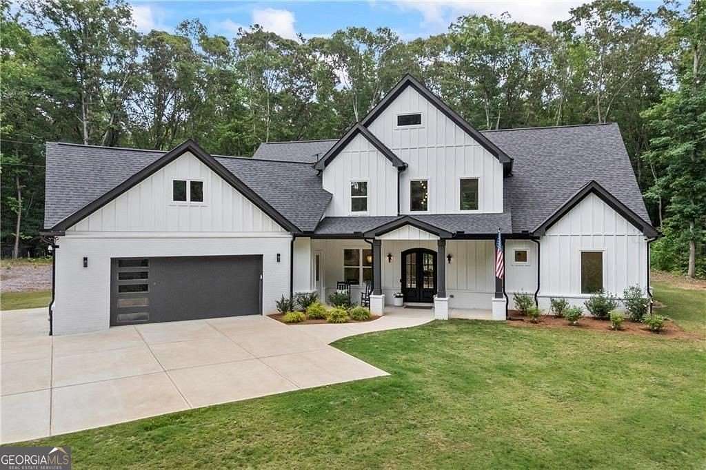 2 Acres of Land with Home for Sale in Hoschton, Georgia