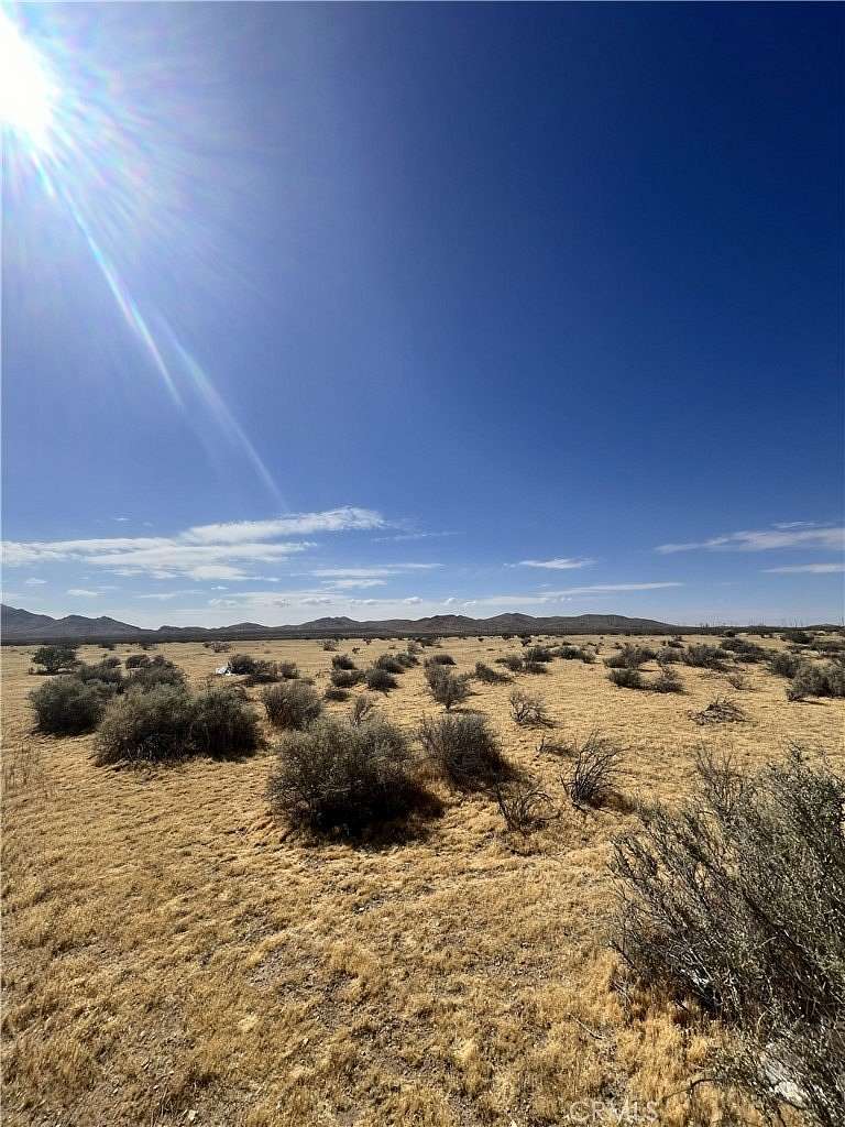 10 Acres of Land for Sale in Apple Valley, California