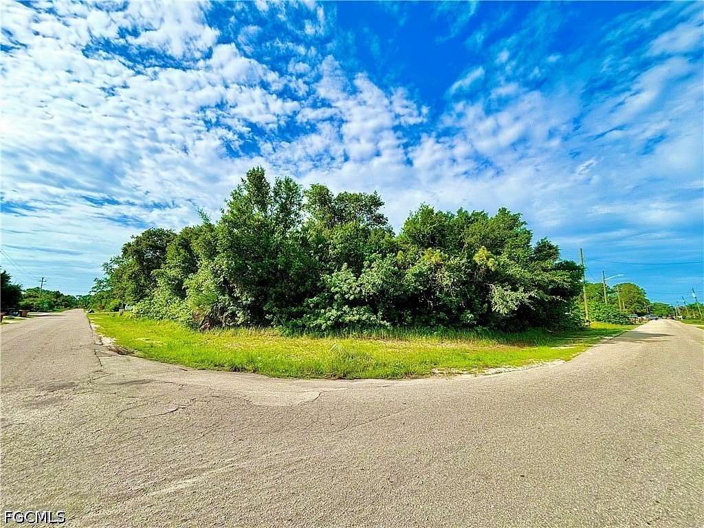 0.37 Acres of Residential Land for Sale in Lehigh Acres, Florida