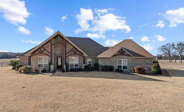 10 Acres of Land with Home for Sale in Lindale, Texas
